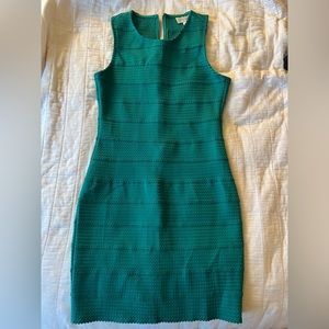 Form fitting dress, green, size medium